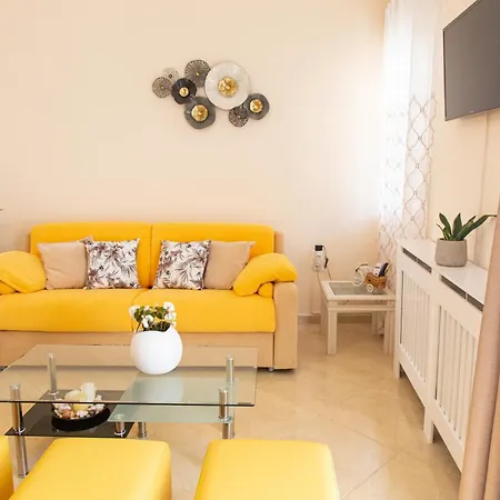 Rena's House 1 أرغوستولي